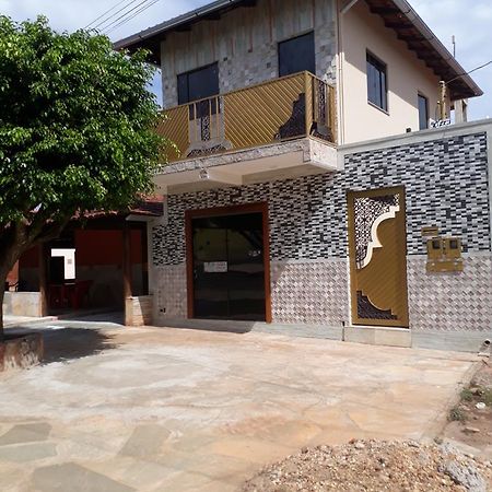 Suites Flor De Lis Pirenópolis 外观 照片